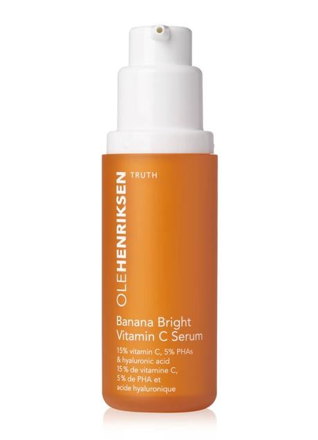 Banana Bright Vitamin C Serum, de Ole Henriksen, deja la piel brillante y elástica