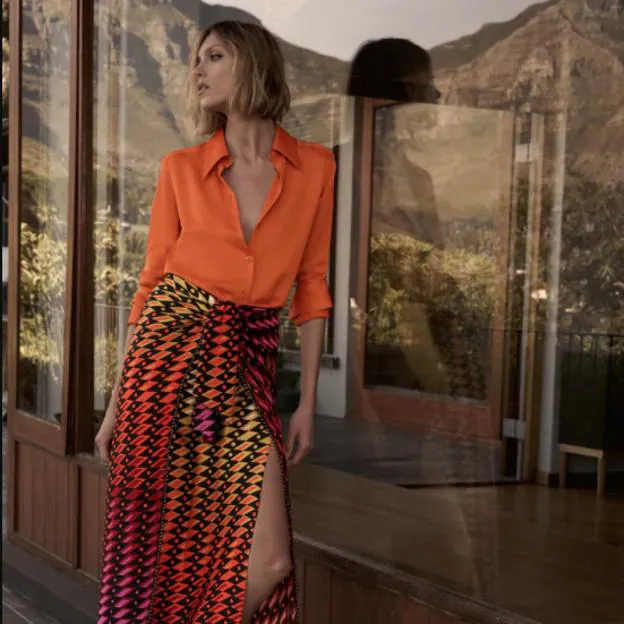 hacer clic Gran roble entre La falda multicolor de Zara que va a arrasar en Instagram y te va hacer  pensar en lo poco que queda para la primavera | Mujer Hoy