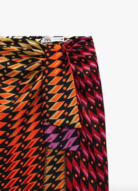 La falda multicolor de Zara que va a arrasar en y te va hacer pensar en lo poco que queda para primavera | Mujer