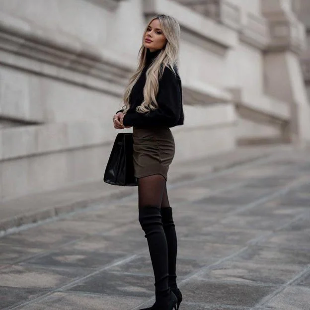 El look de influencer que puedes copiar sin salir de Zara: traje de chaqueta con un jersey de punto | Mujer Hoy