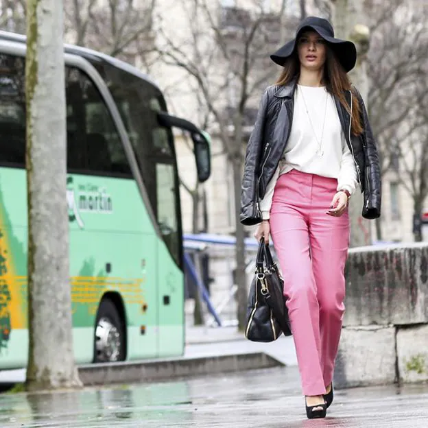 Adelántate a las tendencias y con los pantalones rosas de Zara que van a arrasar esta primavera Mujer Hoy