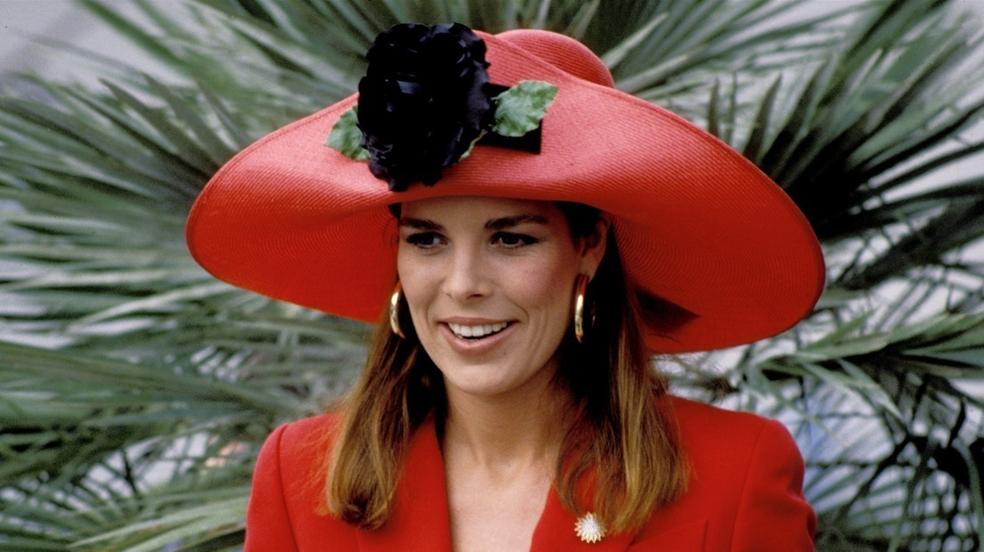 Ni Charlène ni Carlota ni Letizia: los 10 looks más espectaculares de Carolina de Mónaco que demuestran que siempre ha sido la royal mejor vestida del mundo