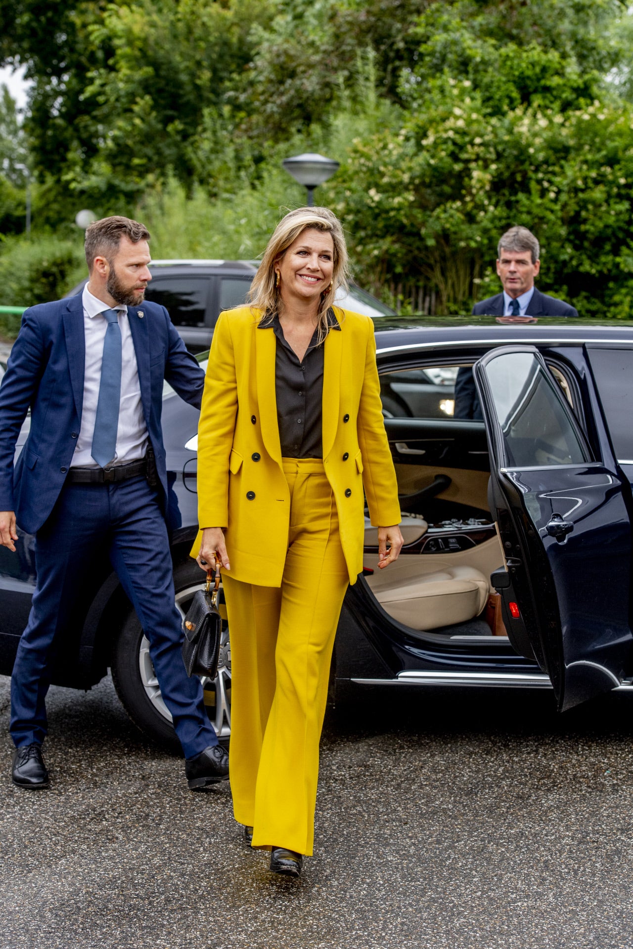 Los mejores looks de la reina Máxima de Holanda: traje de Zara