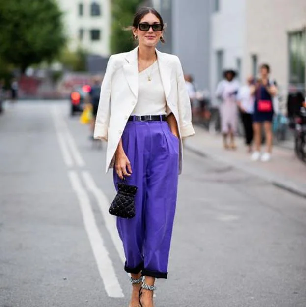 La blazer con la que darás un toque elegante a todos tus conjuntos de es de H&M y está disponible en dos colores | Mujer Hoy