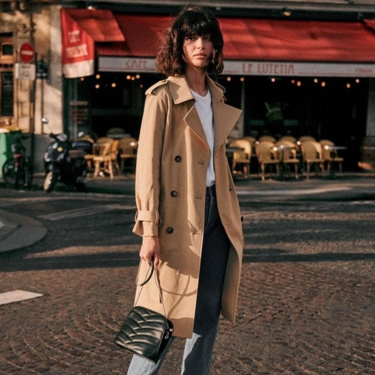 Esta la gabardina clásica de Zara que arrasa en Instagram (y la vas a querer en tu armario inmediatamente) | Mujer Hoy