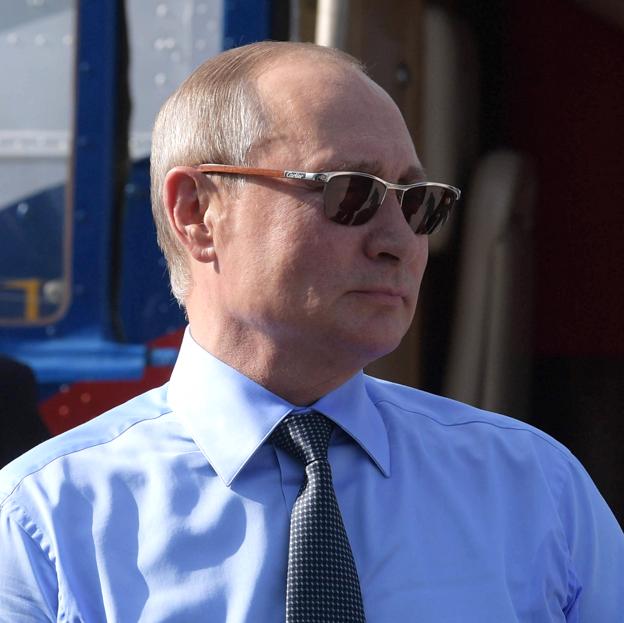 Se acabaron los veraneos de Vladimir Putin en España: así eran sus vacaciones de súper lujo, privacidad y sol en el Beverly Hills ruso con vistas al Mediterráneo de Altea