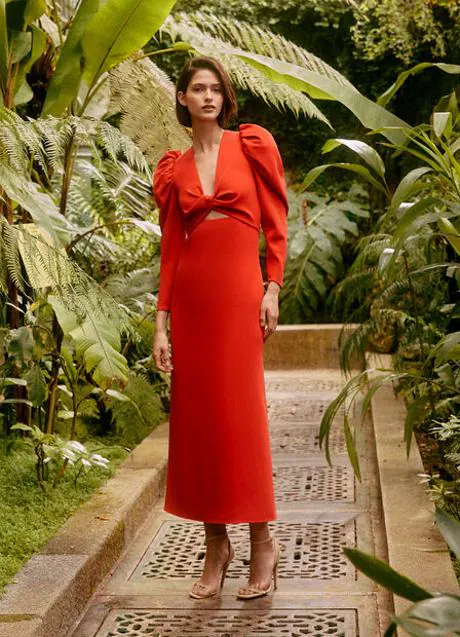 Ficha el espectacular rojo made in Spain Eugenia Silva el que vas a ser la invitada perfecta | Mujer