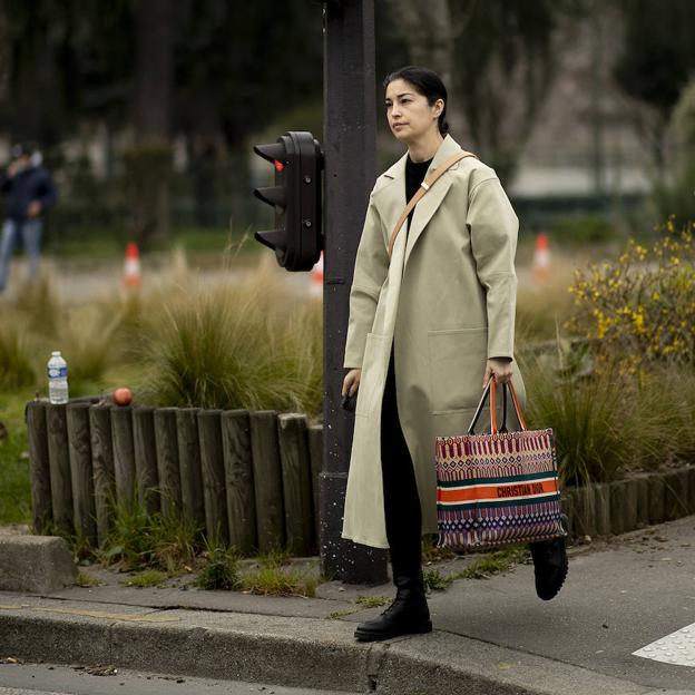 Sfera tiene los bolsos rústicos más prácticos y baratos para que esta temporada no tengas problemas de espacio