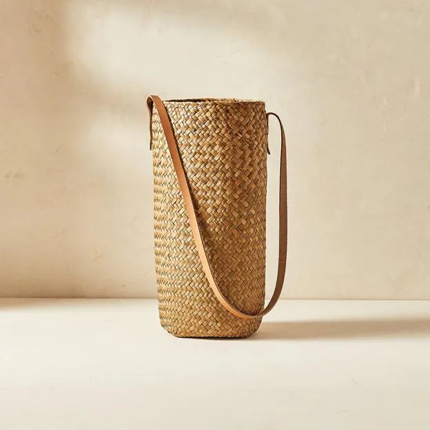 izquierda egipcio Instantáneamente El bolso trenzado de 20 euros que parece de lujo se vende en Zara Home y  arrasa en Instagram | Mujer Hoy