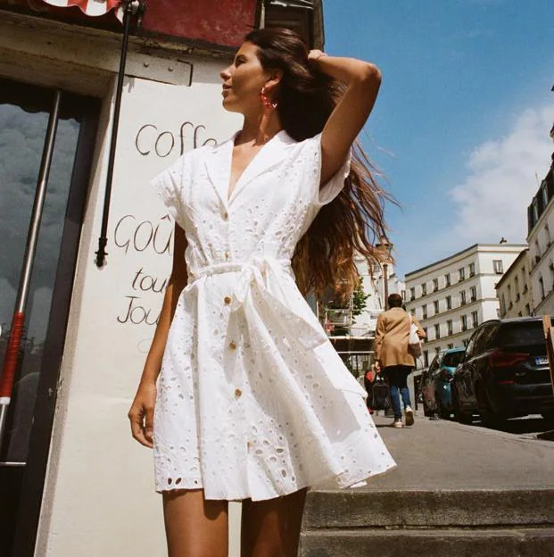 El vestido blanco de Zara que más realza la figura y es ideal para el calor  de verano