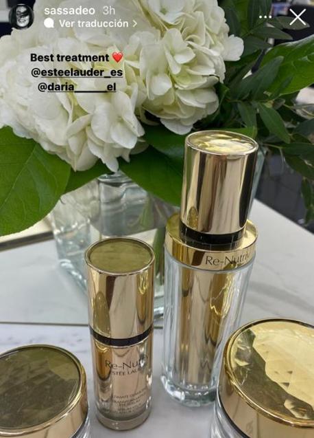 Sassa de Osma habló en su Instagram de la línea de belleza de Estée Lauder.