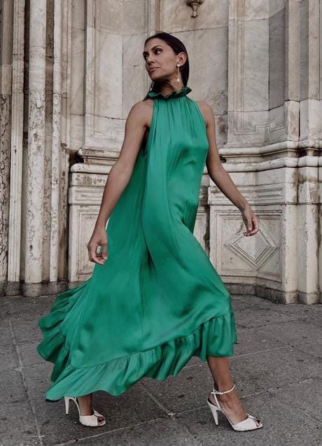 Establecer Azul partícula Este es el espectacular vestido verde de Sfera con el que podrás ser la  invitada perfecta por muy poco | Mujer Hoy