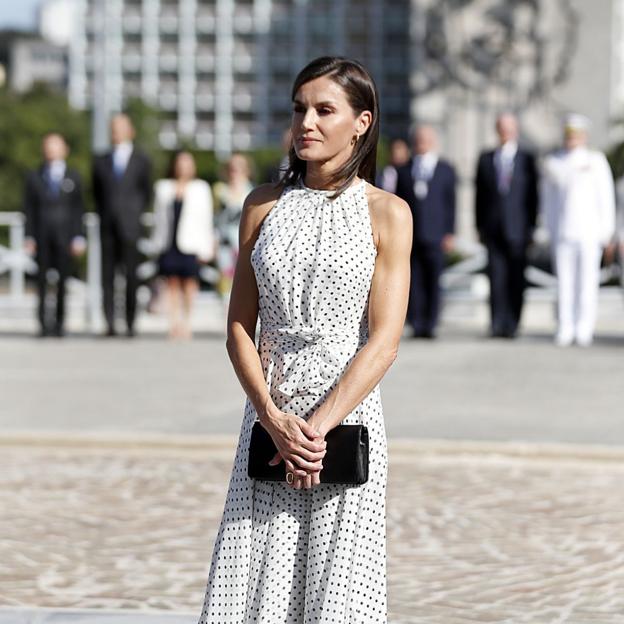 Hemos encontrado los vestidos de lunares que adoran las royals y celebrities en versión low cost