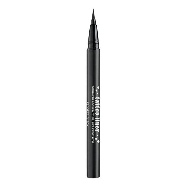 Eyeliners waterproof que resisten todo el día en verano: