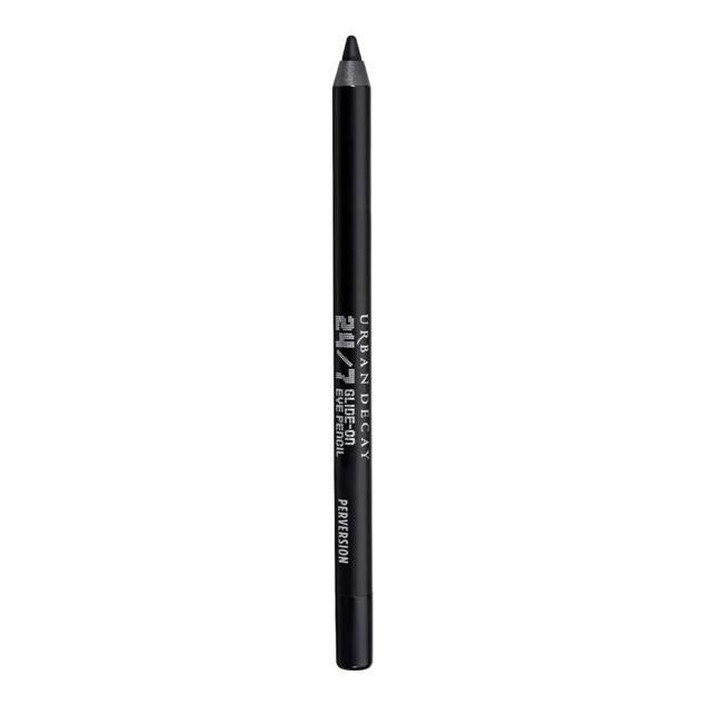 Eyeliners waterproof que resisten todo el día en verano: