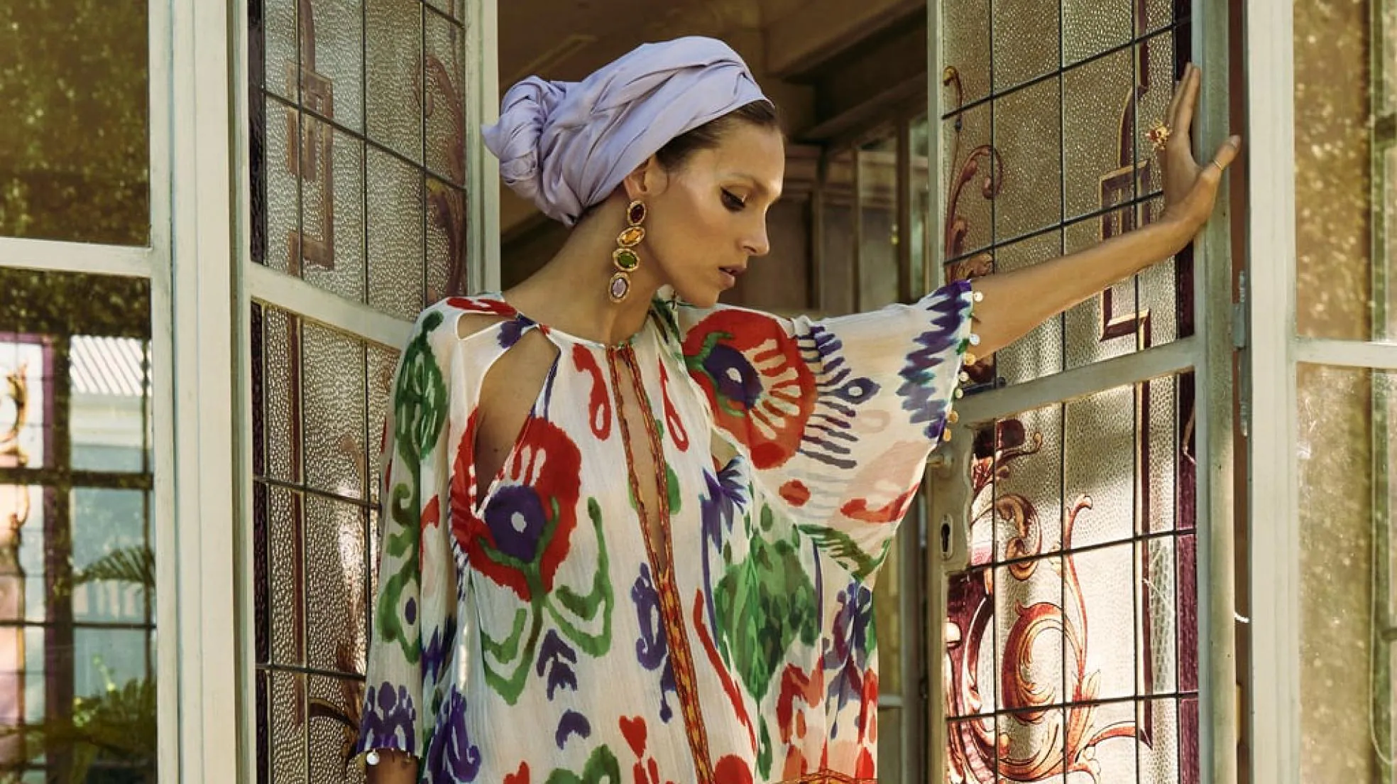 Los caftanes bonitos y espectaculares de Zara que podrás lucir dentro y fuera de la | Mujer Hoy