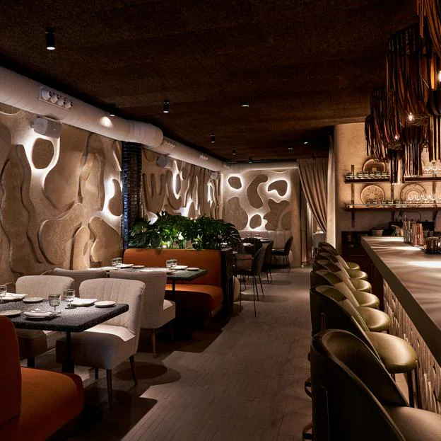 Entre los restaurantes que puedes disfrutar en Madrid en agosto, está Terracotta. 