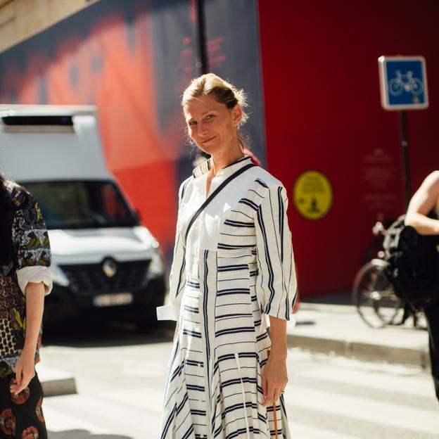 El vestido bicolor superventas de la nueva colección de Sfera que te pondrás hoy y todo el otoño