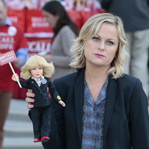 Cinco razones para ver Parks & Recreation, la comedia de culto de Amy Poehler que es tan buena como The Office (y puso en el mapa a Chris Pratt)