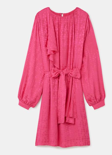 Vestido fucsia con volantes de El Corte Inglés. Foto: El Corte Inglés.