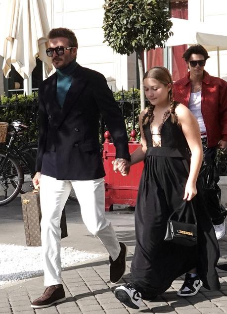 David Beckham y Harper en su llegada al desfile, / GTRES