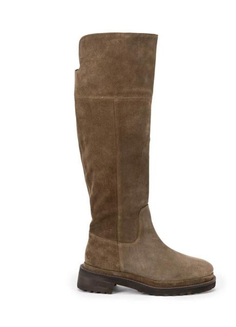 Botas marrones de ante de Alma en Pena, 155€.