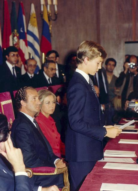 El entonces príncipe Felipe en la entrega de los Premios Príncipe de Asturias. FOTO: ARCHIVO ABC