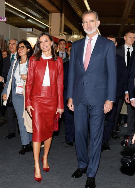 La reina Letizia junto al rey Felipe VI en Alemania.