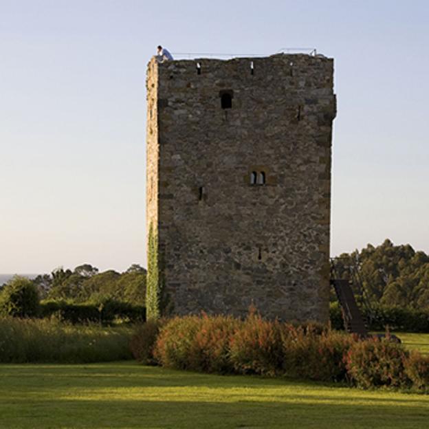 La Torre Villadelmoro es uno de los edificios históricos más emblemáticos de Cadavedo