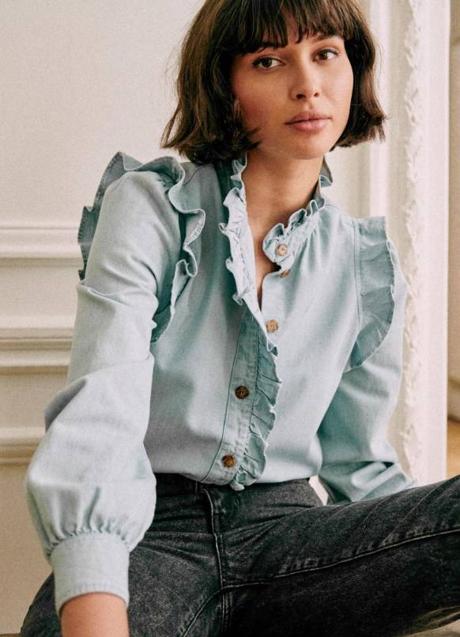 Camisa denim con detalles de volantes