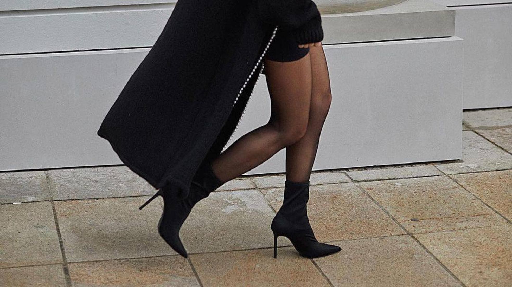 10 botines negros de tacón elegantes que con todo y estilizan el cuerpo | Mujer Hoy