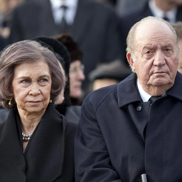 La reina Sofía junto al rey Juan Carlos.