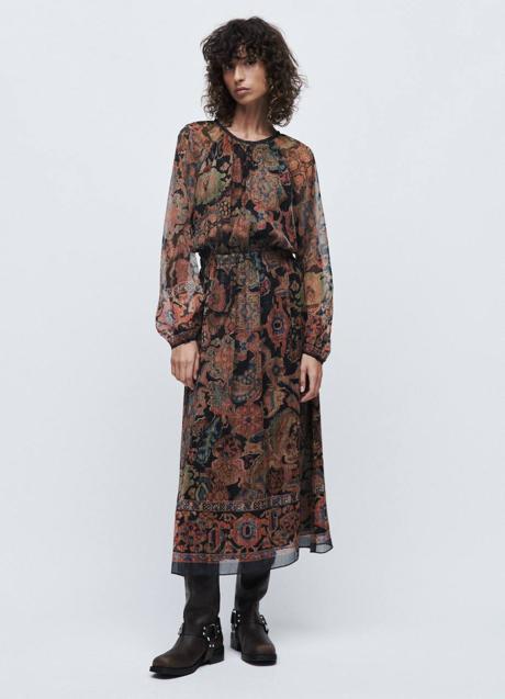 Vestido midi estilo boho chic