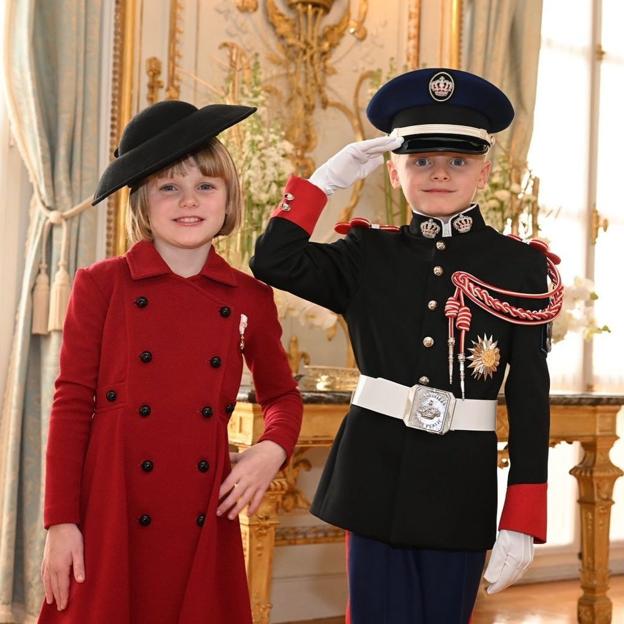 Gabriella y Jacques posan felices en el palacio de Mónaco, en la celebraicón del último Día Nacional del Principado. 