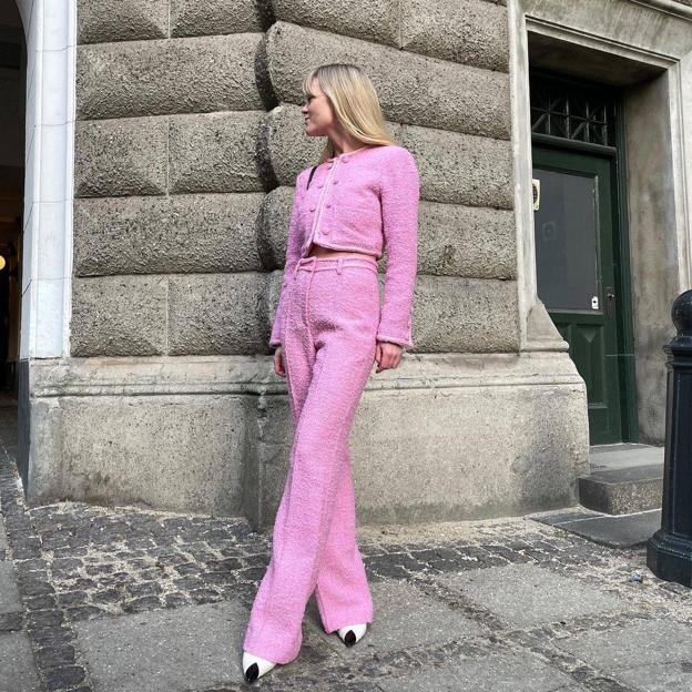 Los conjuntos color rosa más favorecedores para replicar el Barbie look viral ¡Rebajados!