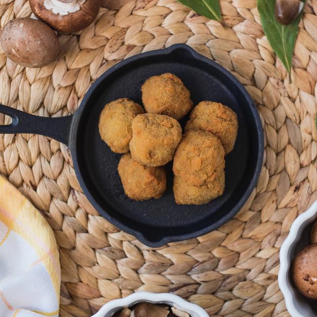 Día de la croqueta: los trucos que tienes que conocer para hacer croquetas deliciosas con una bechamel en su punto