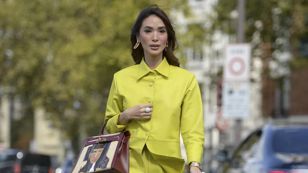 10 blusas rebajadas en los colores más favorecedores que rejuvenecerán tus  looks con vaqueros | Mujer Hoy
