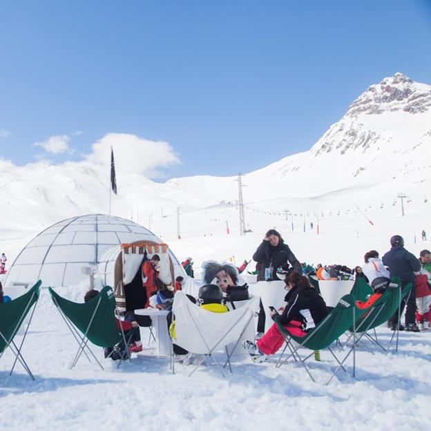 El Iglú Bar de la estación de Formigal-Panticosa (Huesca). 