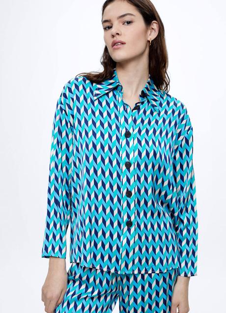 Camisa satinada con print geométrico azul