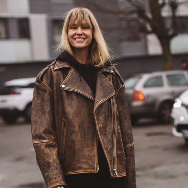 Annie Cut: el corte de pelo con flequillo largo lateral que Zara confirma como tendencia