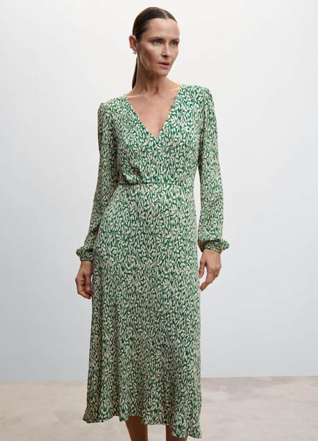 Vestido con estampado de flores (25,99 euros)