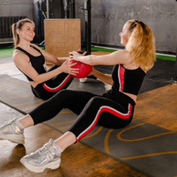 Mujeres haciendo deporte