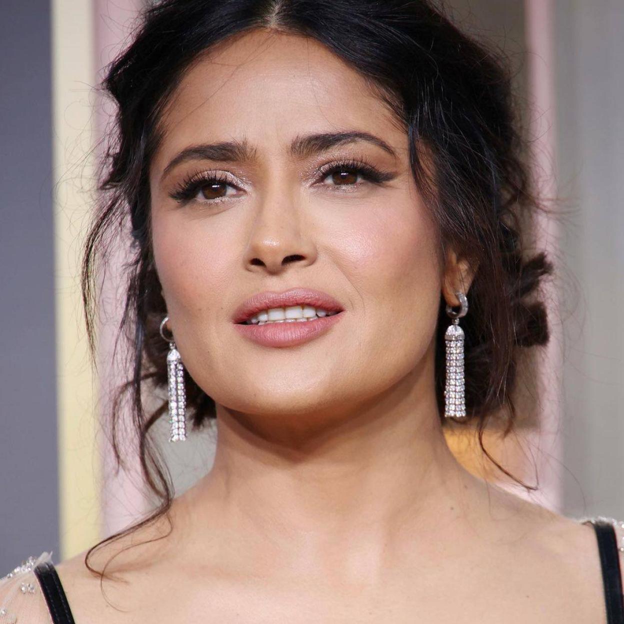 Presume de la mirada joven de Salma Hayek con estos correctores/@CHARLOTTETILBURY