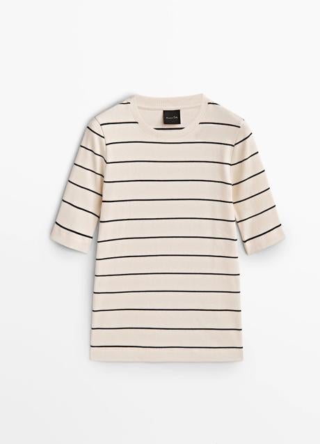 Camiseta de canalé de Massimo Dutti (29,99 euros)