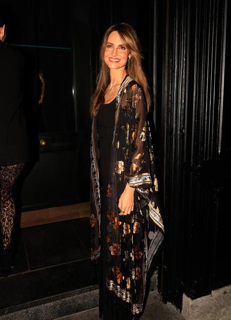 Ariadne Artiles con kimono de flores. Foto: Gtres.