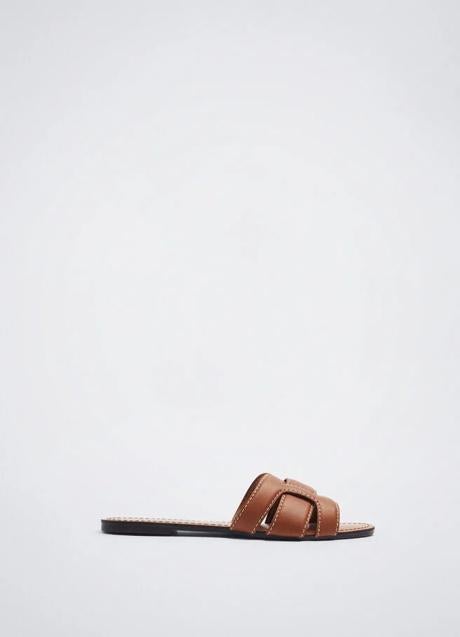 Sandalias planas de Parfois (25,99 euros)