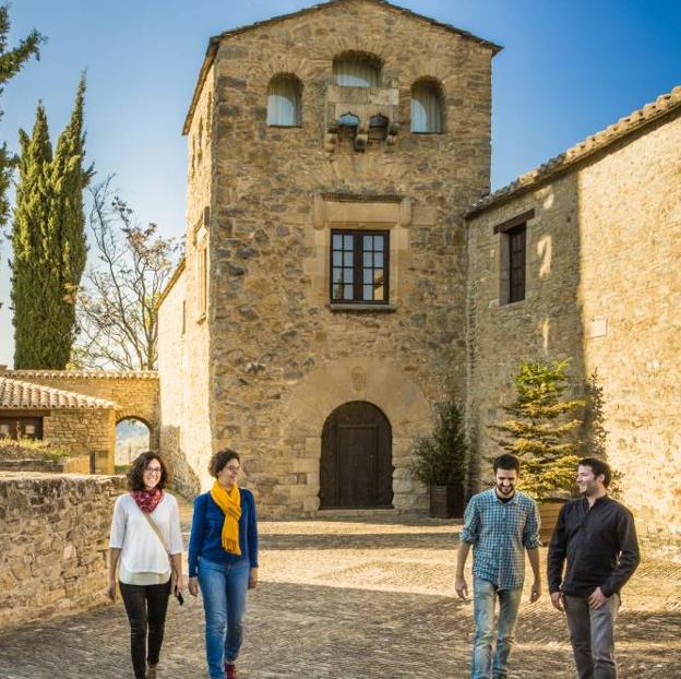 Un rincón del conjunto medieval de Roda de Isábena, en Huesca. 