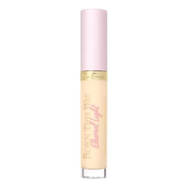 Born This Way Ethereal Light Concealer de Too Faced.