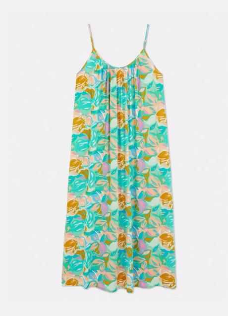 Vestido con estampado floral de Primark (16 euros)