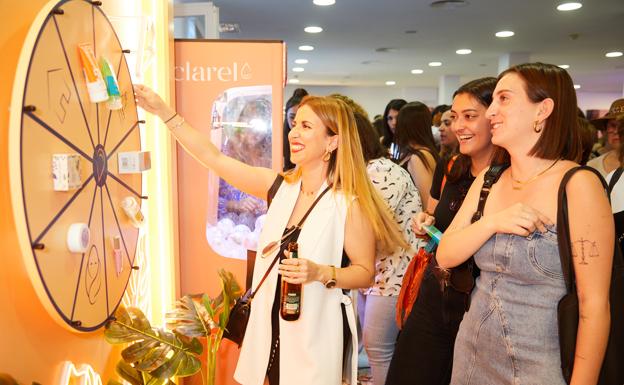 Juegos en el stand de Clarel.